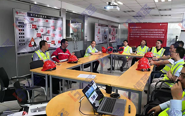 中天科技TPM項目組成員上?？疾飕F(xiàn)場