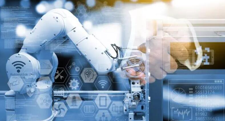 如何利用新技術進行數字化轉型以適應不斷進步的步伐？